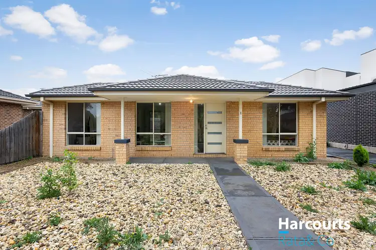 Main view of Homely unit listing, 1/32 Tramoo Street, Lalor VIC 3075