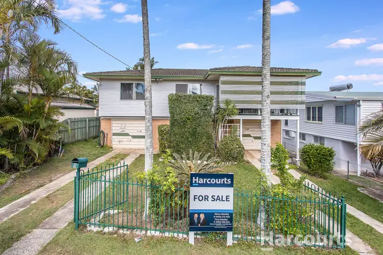 5 Vernon Street, Clontarf QLD 4019