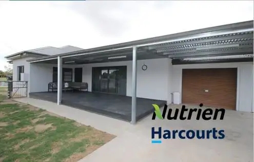 18 Cowcumbla Street, Cootamundra NSW 2590
