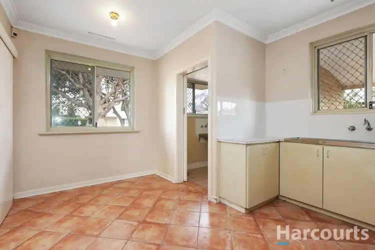 Seventh view of Homely semi-detached listing, 525A Leach Hwy, Bateman WA 6150