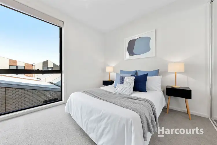 Sixth view of Homely townhouse listing, 4 Delmar Walk, Cairnlea VIC 3023