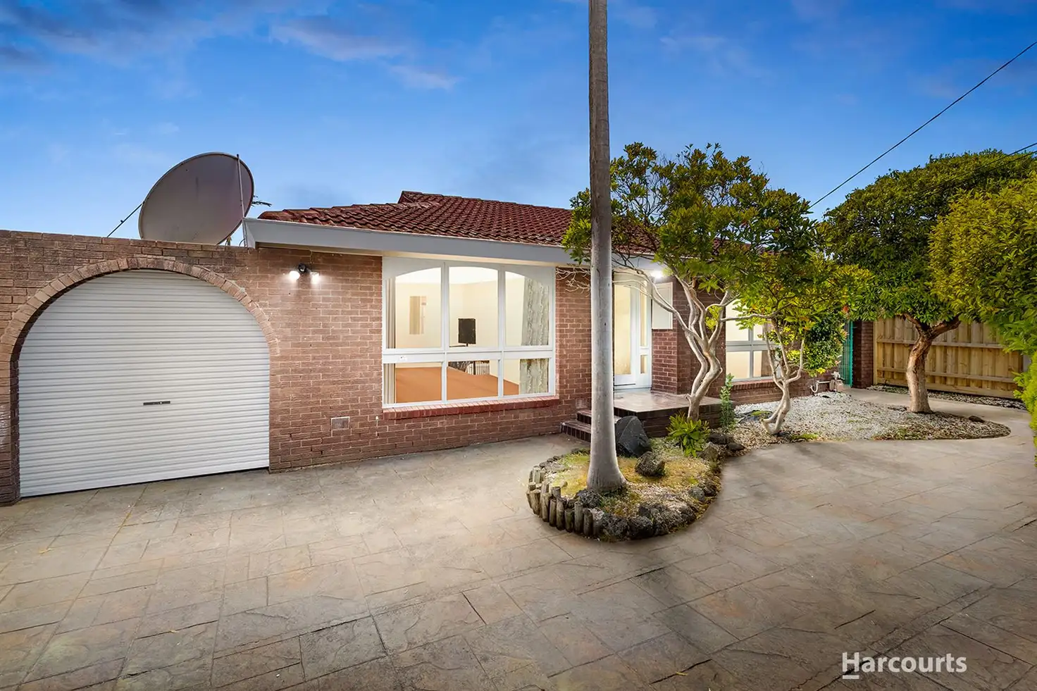Main view of Homely house listing, 5 Hainthorpe Grove, Mulgrave VIC 3170