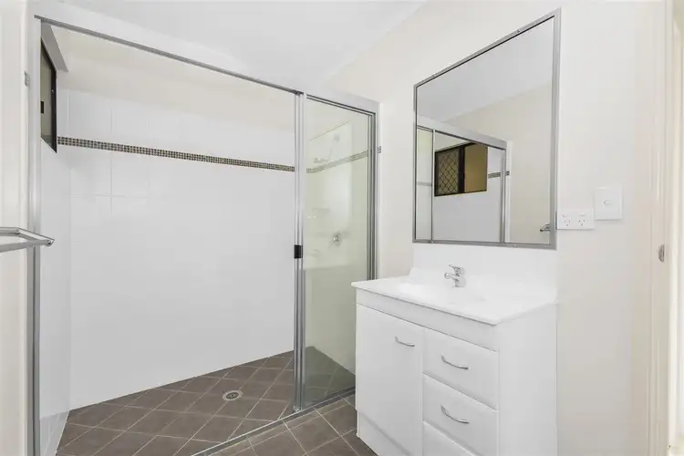 Fifth view of Homely semi-detached listing, 5 Chancellor Court, Kelso QLD 4815