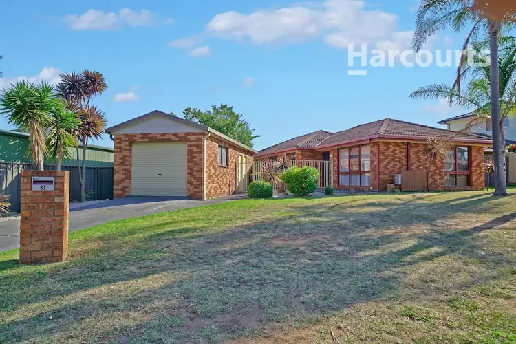 3 Seyton Place, Rosemeadow NSW 2560