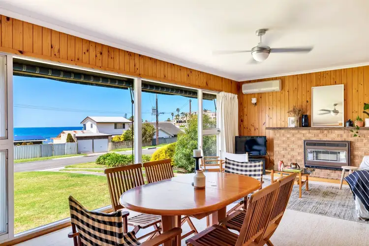 11 Investigator Cresent, Encounter Bay SA 5211