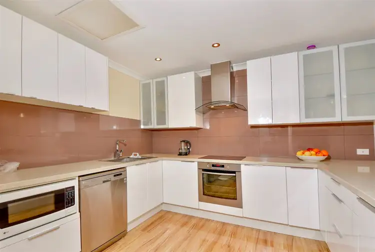 Main view of Homely unit listing, 5/11 Louise Street, Rockingham WA 6168