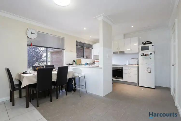 Seventh view of Homely villa listing, 2/176 Fern Road, Wilson WA 6107