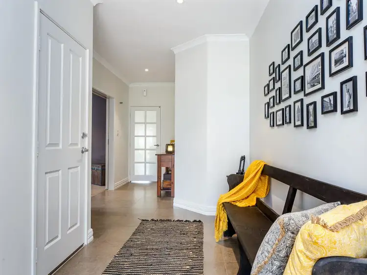 Fifth view of Homely house listing, 39 Cape Range Crescent, Aubin Grove WA 6164