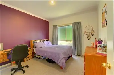 Fourth view of Homely unit listing, 2/3 Cartledge Avenue, Mount Clear VIC