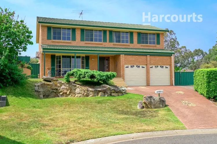 19 Thompson Place, Minto NSW 2566