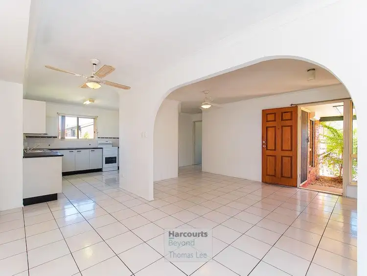 Sixth view of Homely house listing, 11 Robinson Court, Berrinba QLD 4117