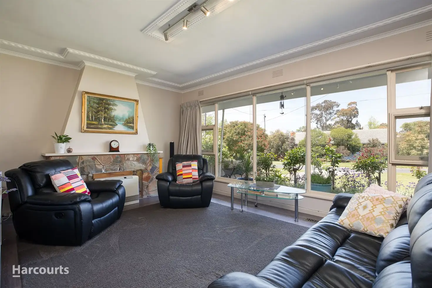 Main view of Homely house listing, 10 Heather Avenue, Mount Clear VIC 3350