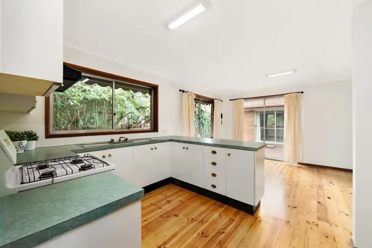 Fourth view of Homely house listing, 7 Carisbrook Court, Langwarrin VIC 3910