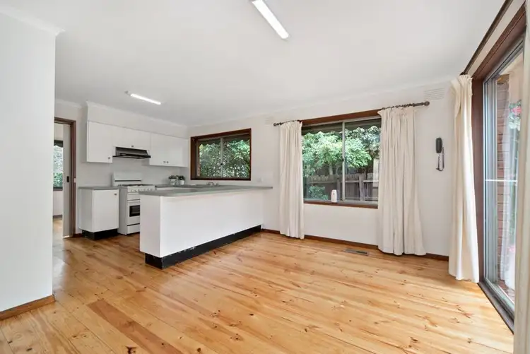 Fifth view of Homely house listing, 7 Carisbrook Court, Langwarrin VIC 3910