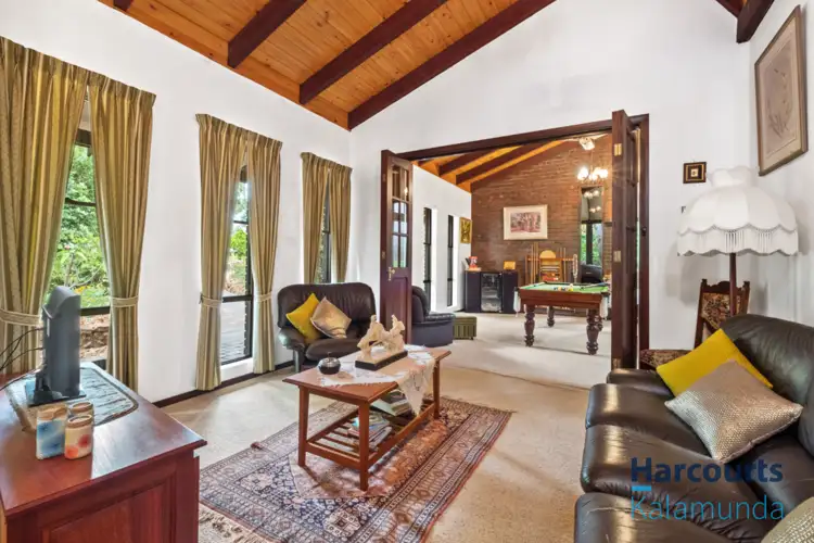 50 Gladys Road, Lesmurdie WA 6076