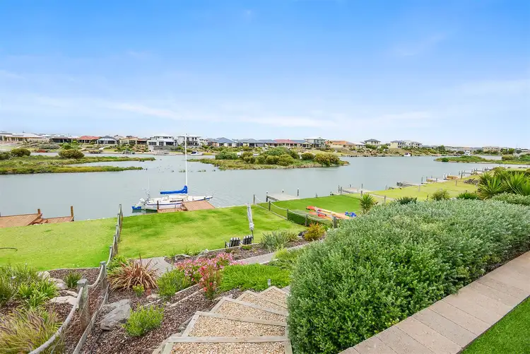 93 Blanche Parade, Hindmarsh Island SA 5214