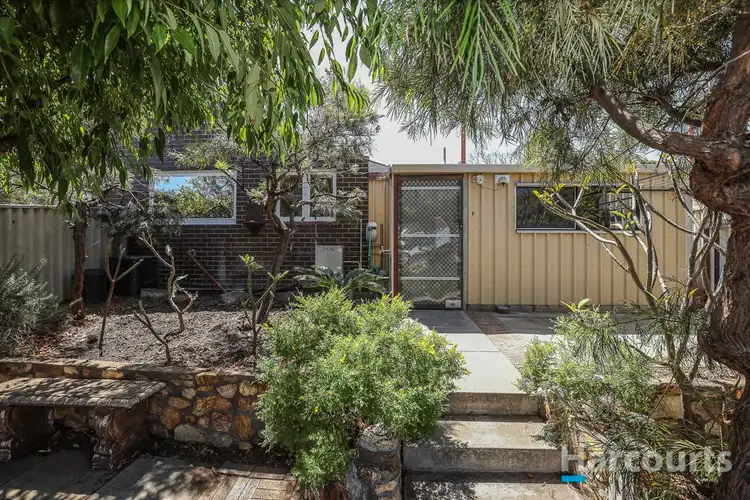 16 Maxworthy Place, Hamilton Hill WA 6163