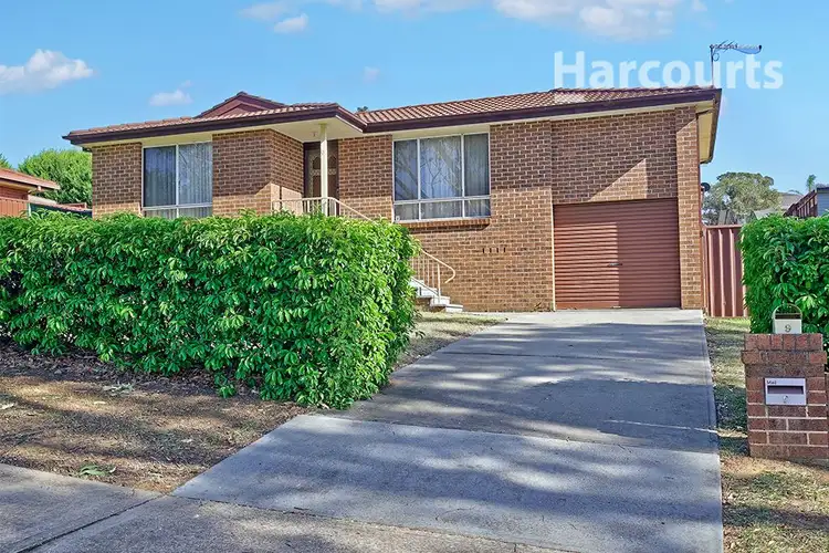 9 Copperfield Drive, Ambarvale NSW 2560