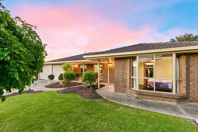 31 Horseshoe Drive, Woodcroft SA 5162