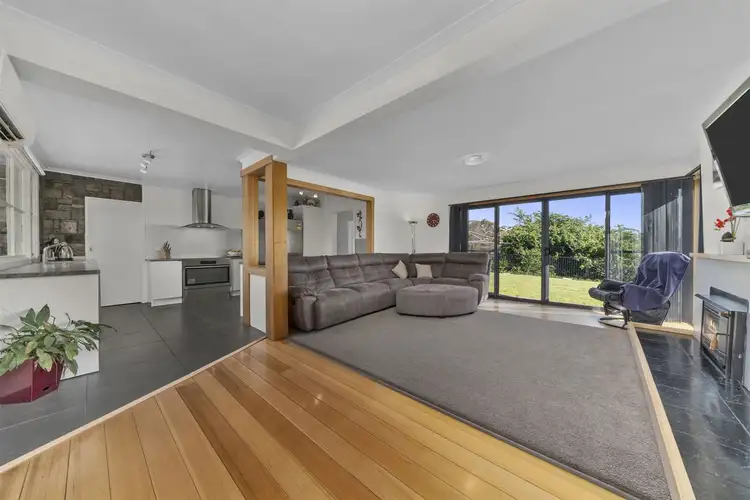 44 Conrad Drive, Otago TAS 7017