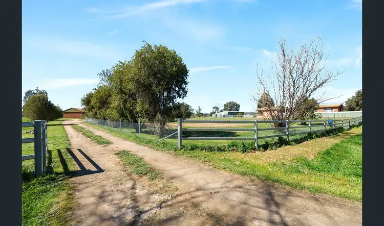 14 Bruce Street, Holbrook NSW 2644
