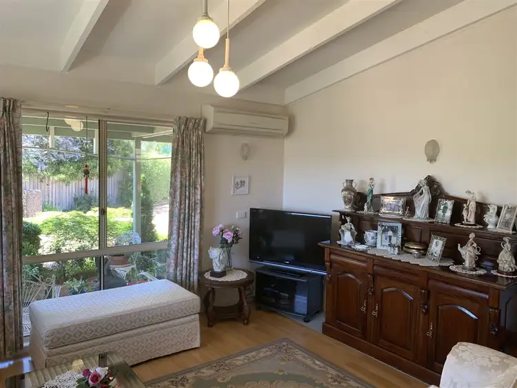 Sixth view of Homely house listing, 5 Fitzroy Court, Alexandra VIC 3714