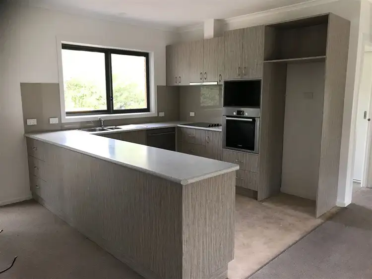 Second view of Homely unit listing, 7/17 Shamrock Street, Alexandra VIC 3714