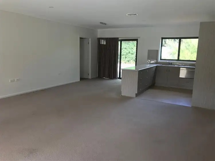 Third view of Homely unit listing, 7/17 Shamrock Street, Alexandra VIC 3714