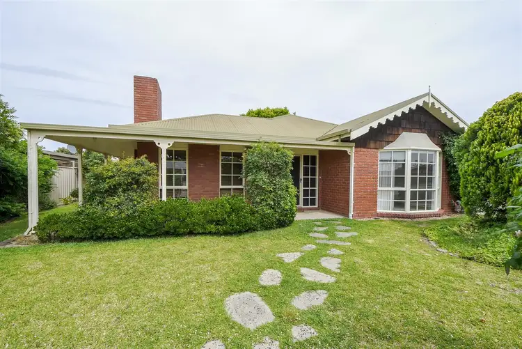 6 Brierwood Court, Horsham VIC 3400