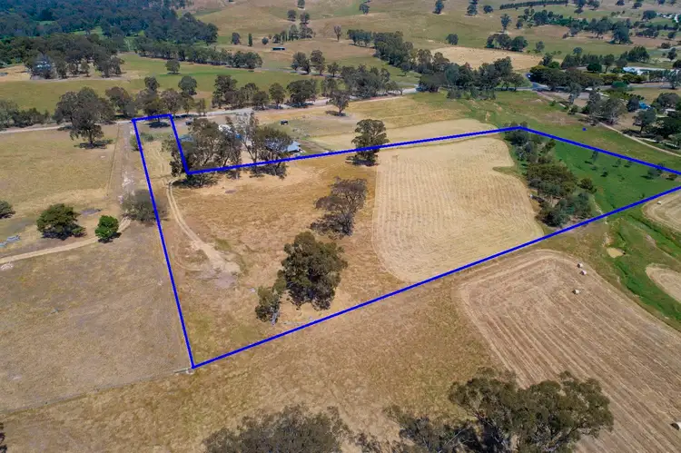 33 Carey Road, Yea VIC 3717