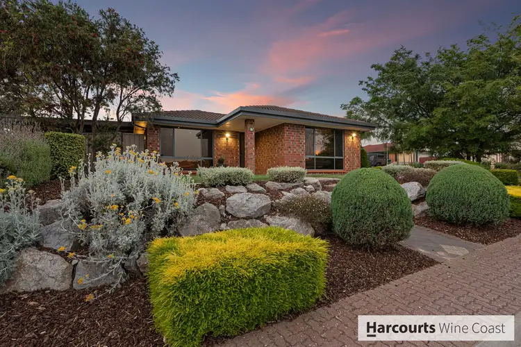 19 Lantern Drive, Seaford Rise SA 5169