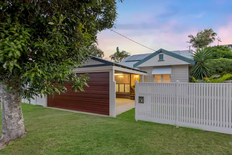 1 Short St, Woody Point QLD 4019