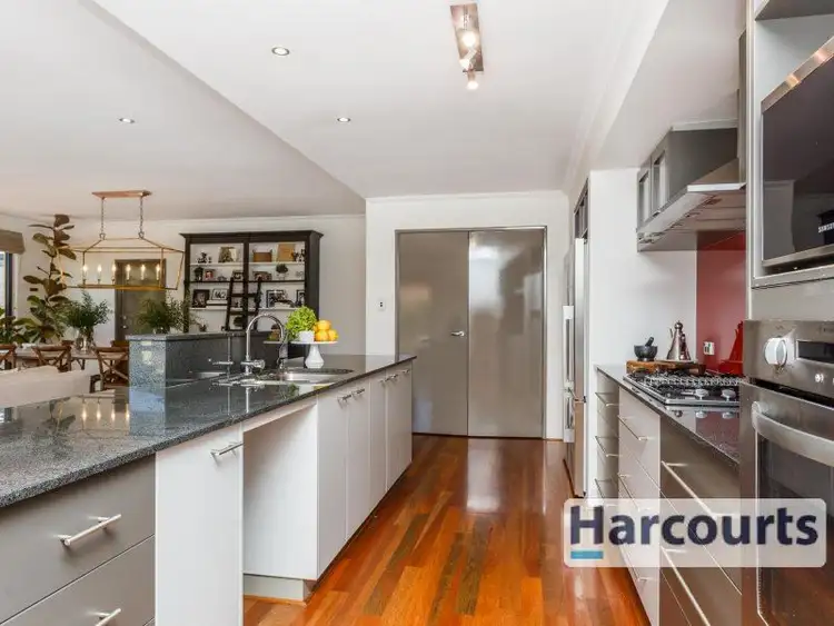 Fourth view of Homely house listing, 16 Dulcet Link, Atwell WA 6164