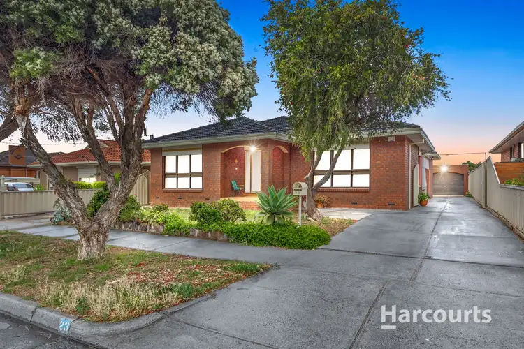 23 Lister Street, St Albans VIC 3021