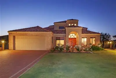 7 Fairview Street, Coogee WA