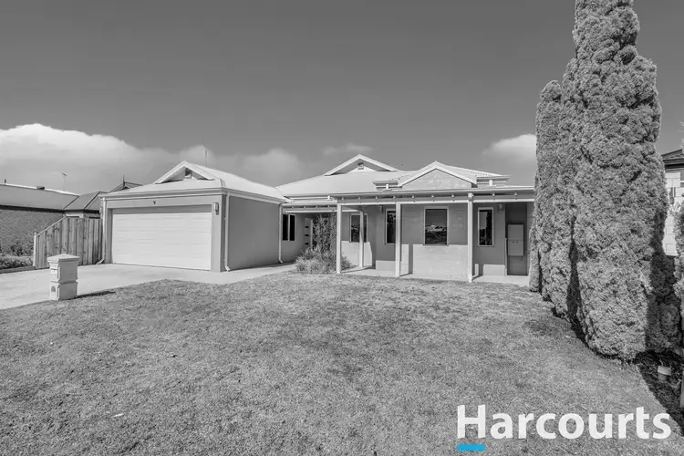 21 Quandong Parkway, Halls Head WA 6210