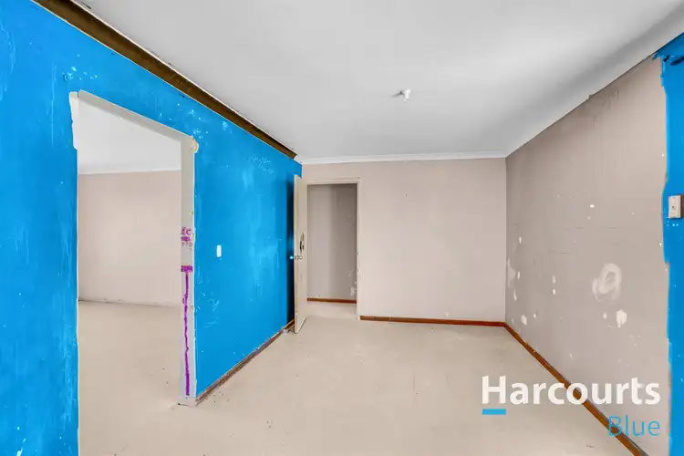 Seventh view of Homely house listing, 16 Jindabyne Heights, South Lake WA 6164