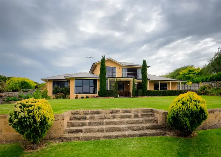 60 Wollaston Rd, Warrnambool VIC 3280