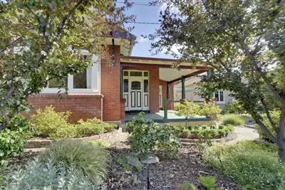 25 York Street, Sandy Bay TAS