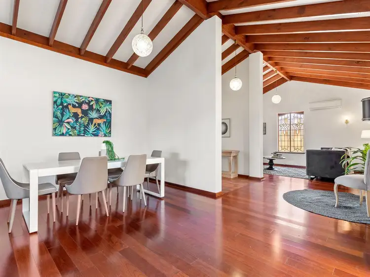 2/95 Harris Street, Bicton WA 6157