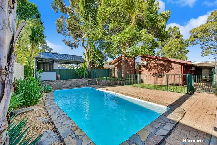 6 Dew Street, Aberfoyle Park SA 5159