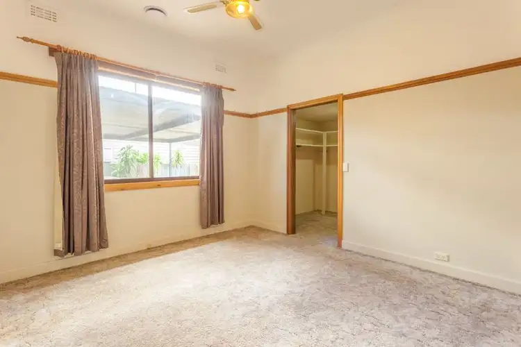 Fourth view of Homely house listing, 15 Hamilton Crescent, Wangaratta VIC 3677