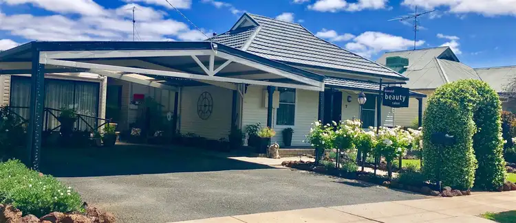 7 Napier Street, Donald VIC 3480
