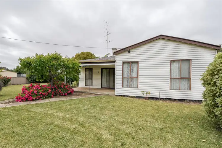 63 Wallace Street, Apsley VIC 3319