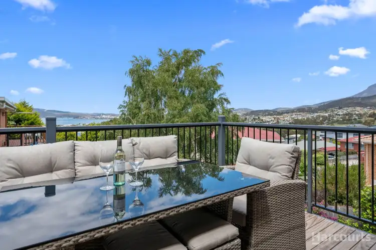 2/15 Lesdelle Street, Claremont TAS 7011