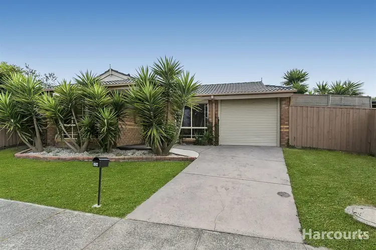 52A Lakeview Dr, Narre Warren South VIC 3805