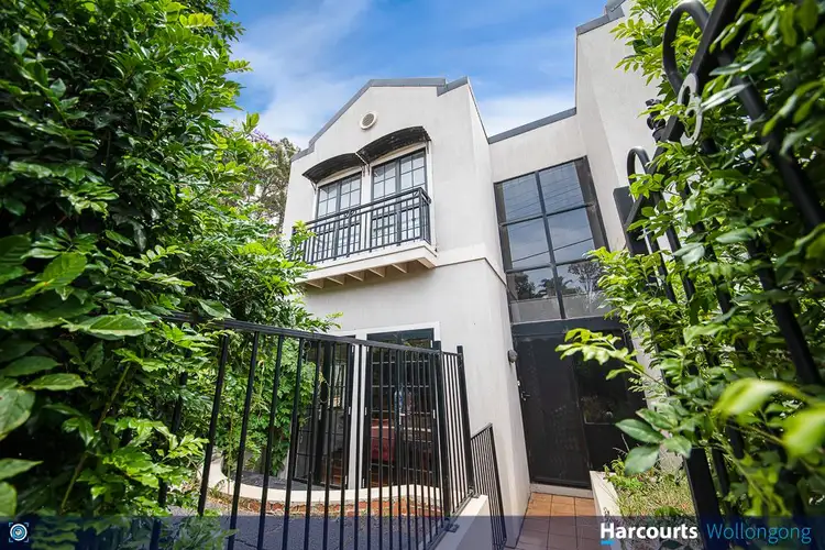 Main view of Homely townhouse listing, 3/44-46 Rowland Avenue, Wollongong NSW 2500