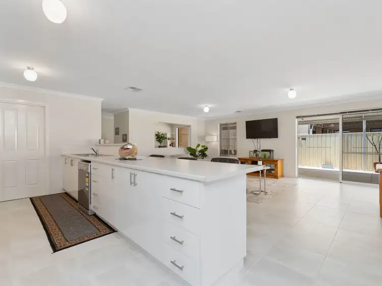 Fifth view of Homely house listing, 5 Carmine Close, Southern River WA 6110