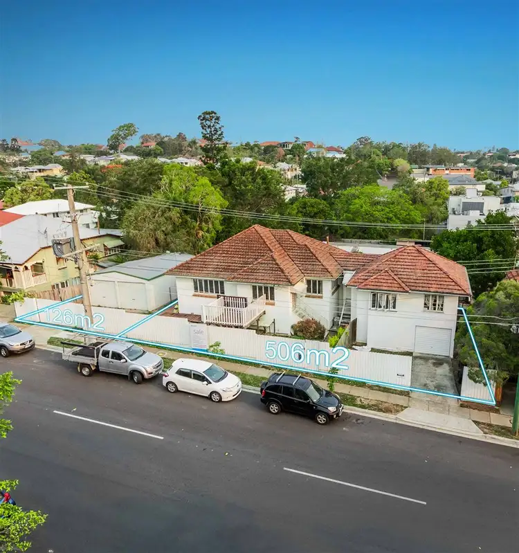 11 Plimsoll Street, Greenslopes QLD 4120