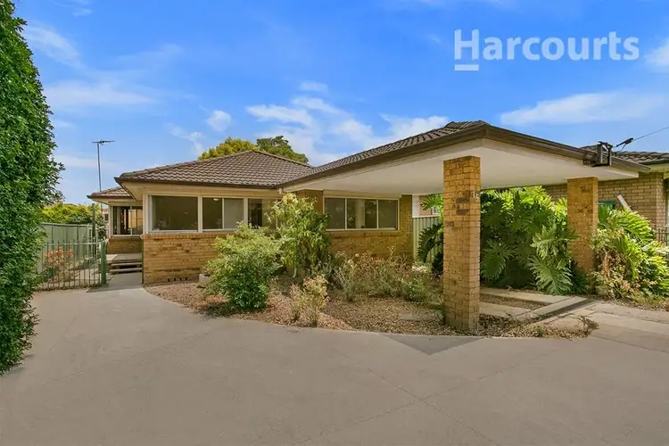 15 Margaret Street, Minto NSW 2566